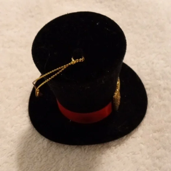 Black Top Hat with Red Band and Gold Buckle Ornament - Picture 4 of 6